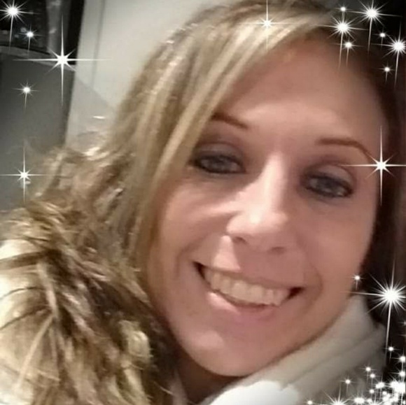 Meet your Posher, Michelle - Picture 1 of 1